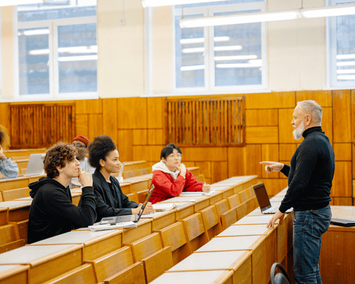 Students and lecturer in a Humanities class